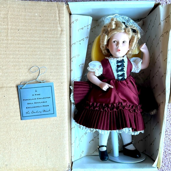 Danbury Mint. Vintage Shirley Temple Movie Classics. “Dimples”. New in box. - Picture 2 of 10